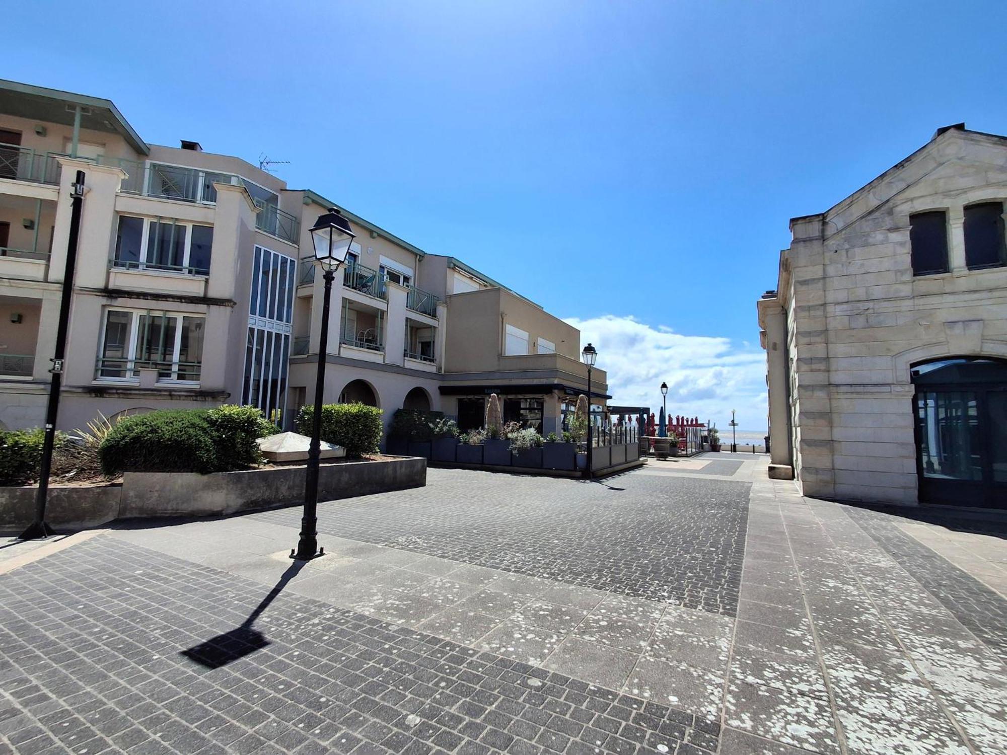 Appartement Avec Piscine, Tennis & Balcon, Centre-Ville Chatelaillon-Plage, 6 Pers, 2 Ch - Fr-1-706-17 Exterior foto